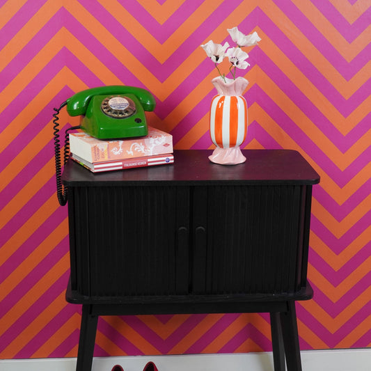 Vaas - Bloemenvaas Toffee Snoepje - Dolomiet - Oranje/Roze - 9,5x9,5x21cm