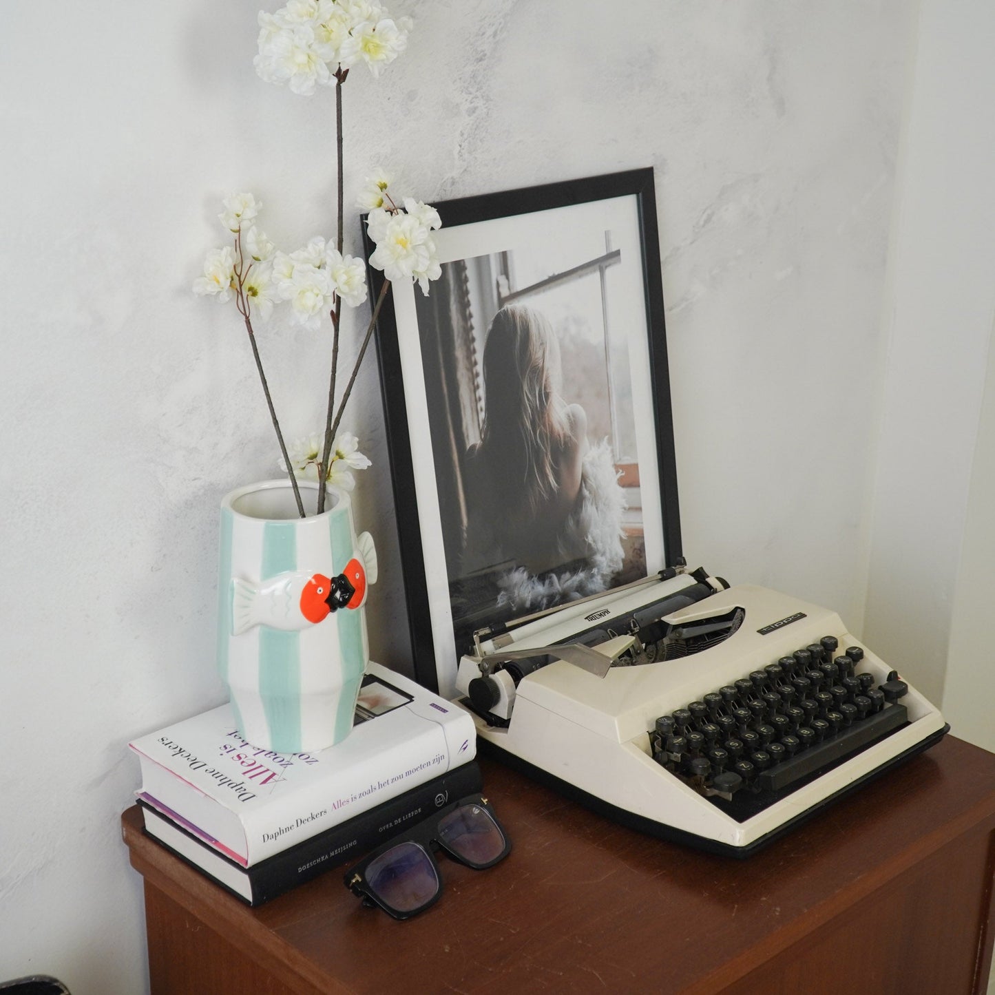 Vaas - Bloemenvaas Vissen- Dolomiet - Mintgroen/Wit/Oranje - 14x11,5x18,5cm