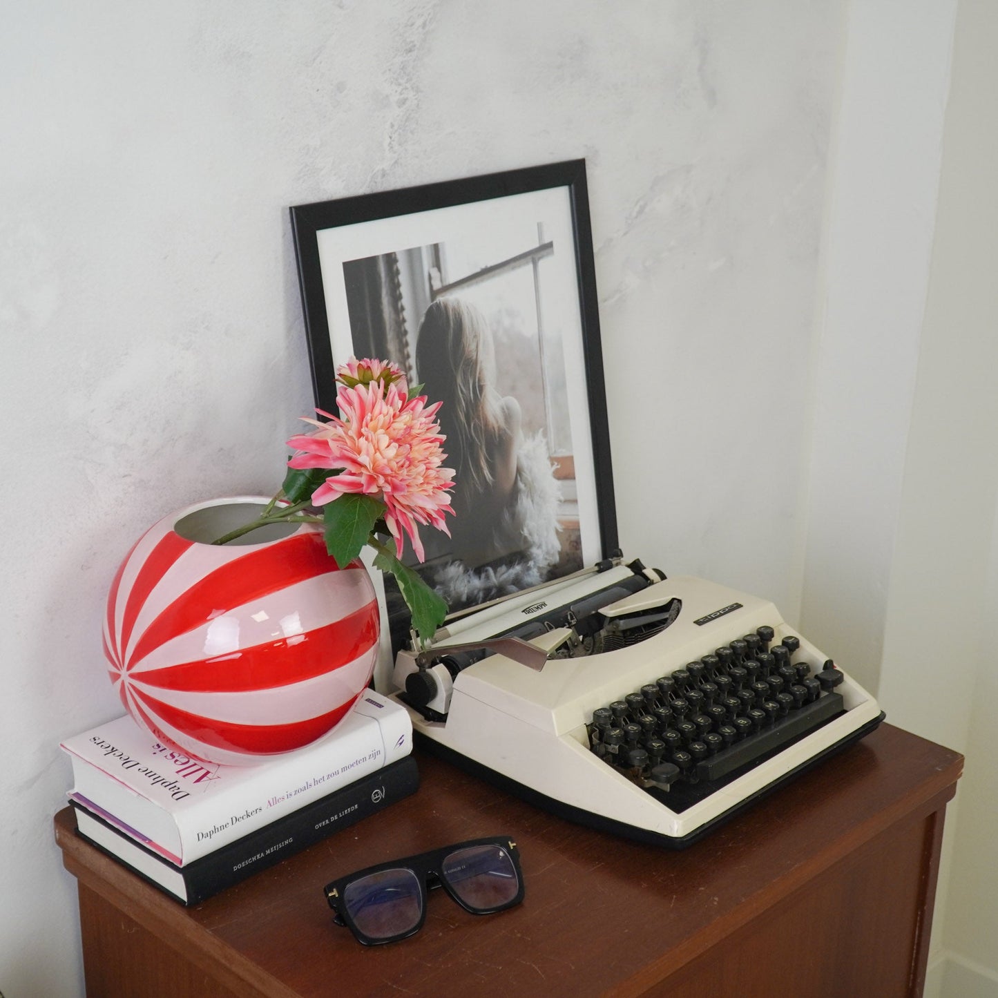 Vaas -Bloemenvaas Swirl - Dolomiet - Rood/Roze - 20x20x17cm