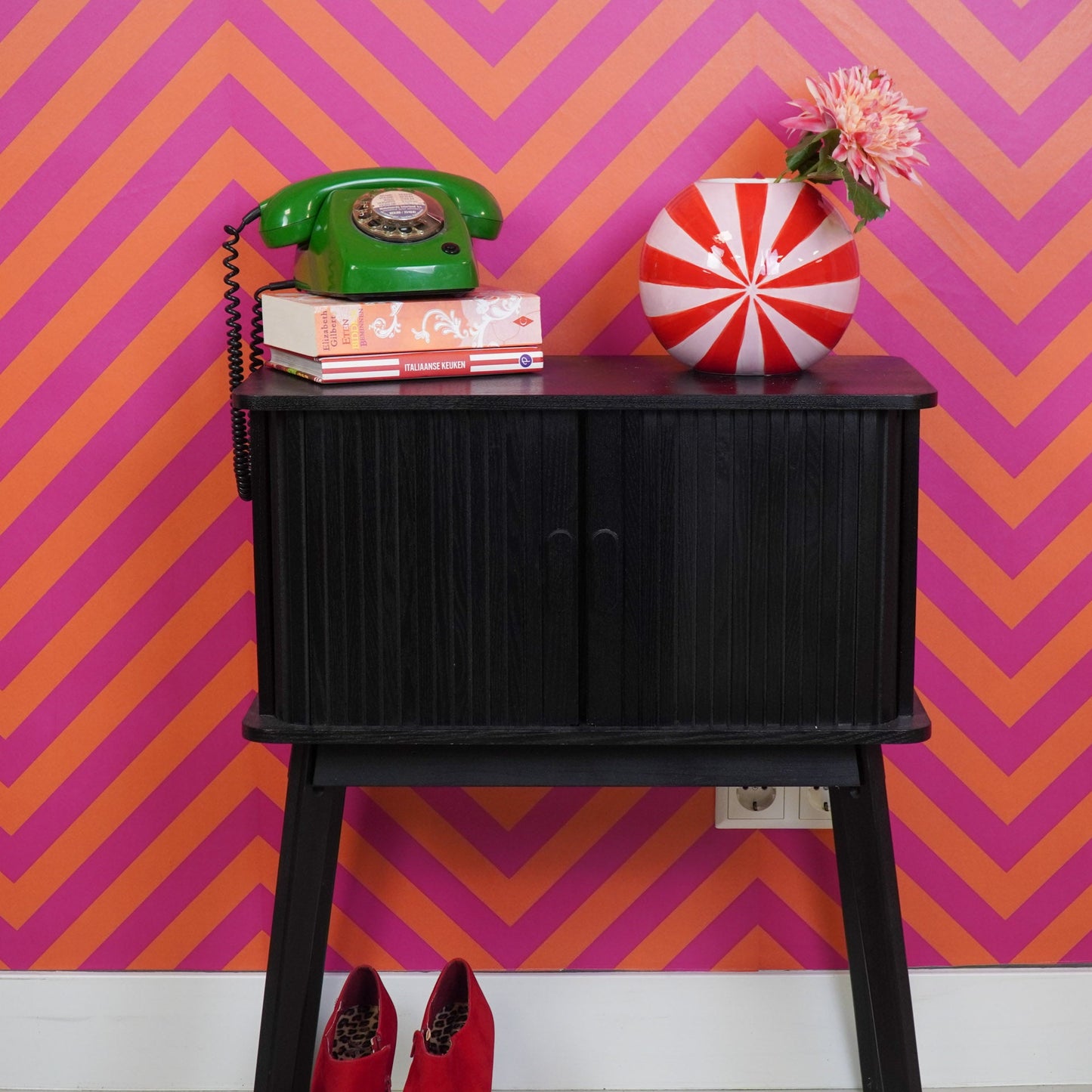 Vaas -Bloemenvaas Swirl - Dolomiet - Rood/Roze - 20x20x17cm